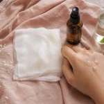 Comment hydrater sa peau sans crème avec brume et huiles sur peau