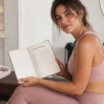 Prise de masse femme : surplus +200 à +500 kcal pour construire du muscle sans gras